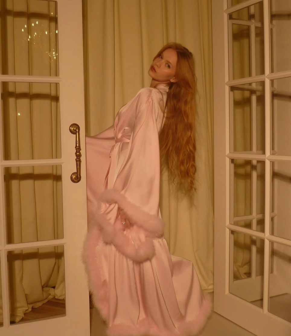 Baby Pink Seda larga